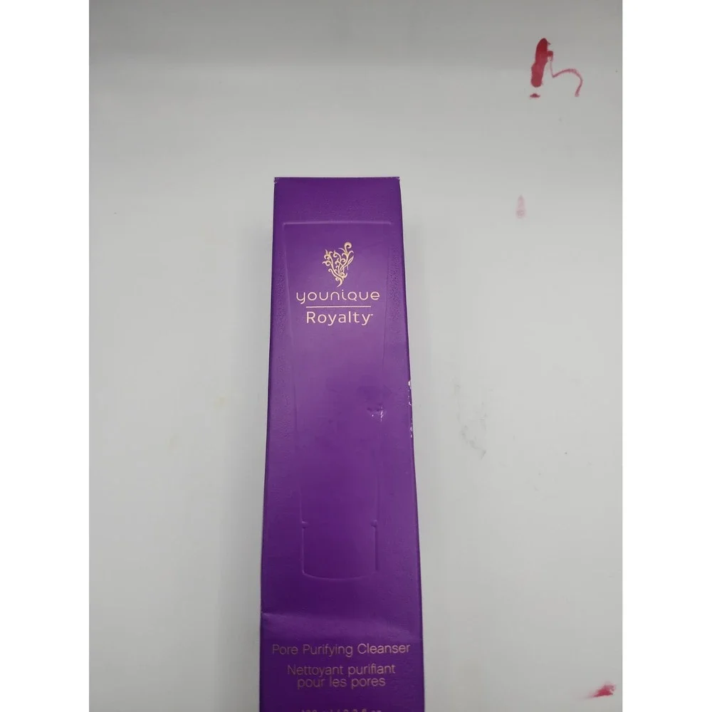 Younique Royalty Moisture Boosting Pore Purifying Cleanser 100ml 3.3 oz Sealed